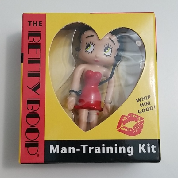 Betty Boop man training mini kit - Picture 3 of 4